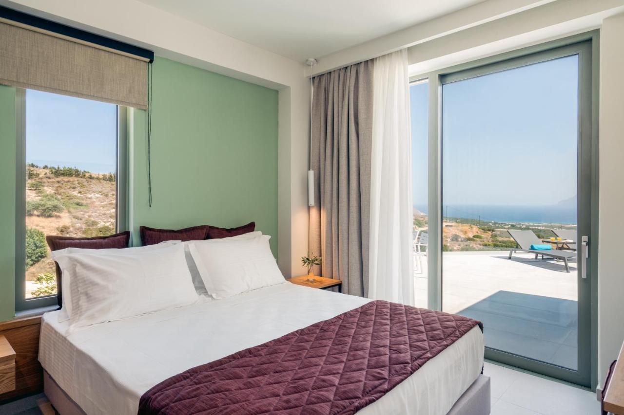 Luxurious Villa Cretan Aura With Private Heated Pool, Jacuzzi And Playroom Agios Ioannis  Extérieur photo