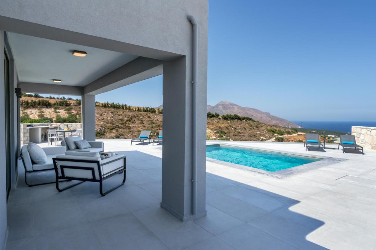 Luxurious Villa Cretan Aura With Private Heated Pool, Jacuzzi And Playroom Agios Ioannis  Extérieur photo